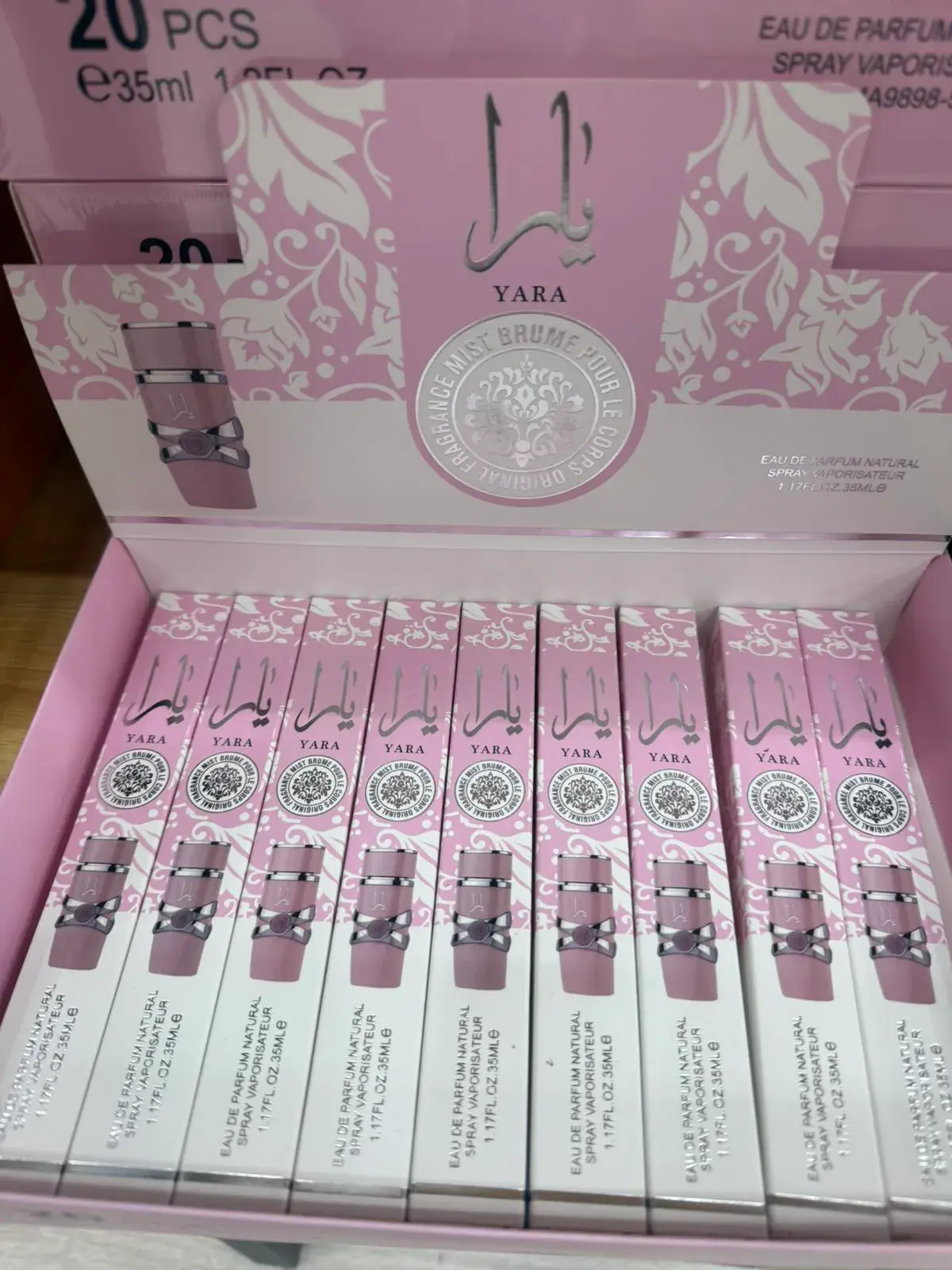 Perfumy Yara 35ml Eau de Parfum spray, opak. 24 szt