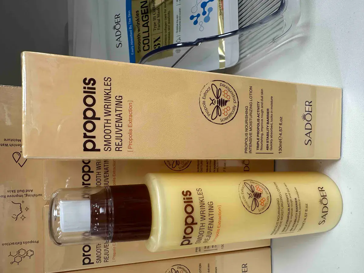 SADOER Propolis Smooth Wrinkles Rejuvenating Lotion 130ml nawilżający balsam