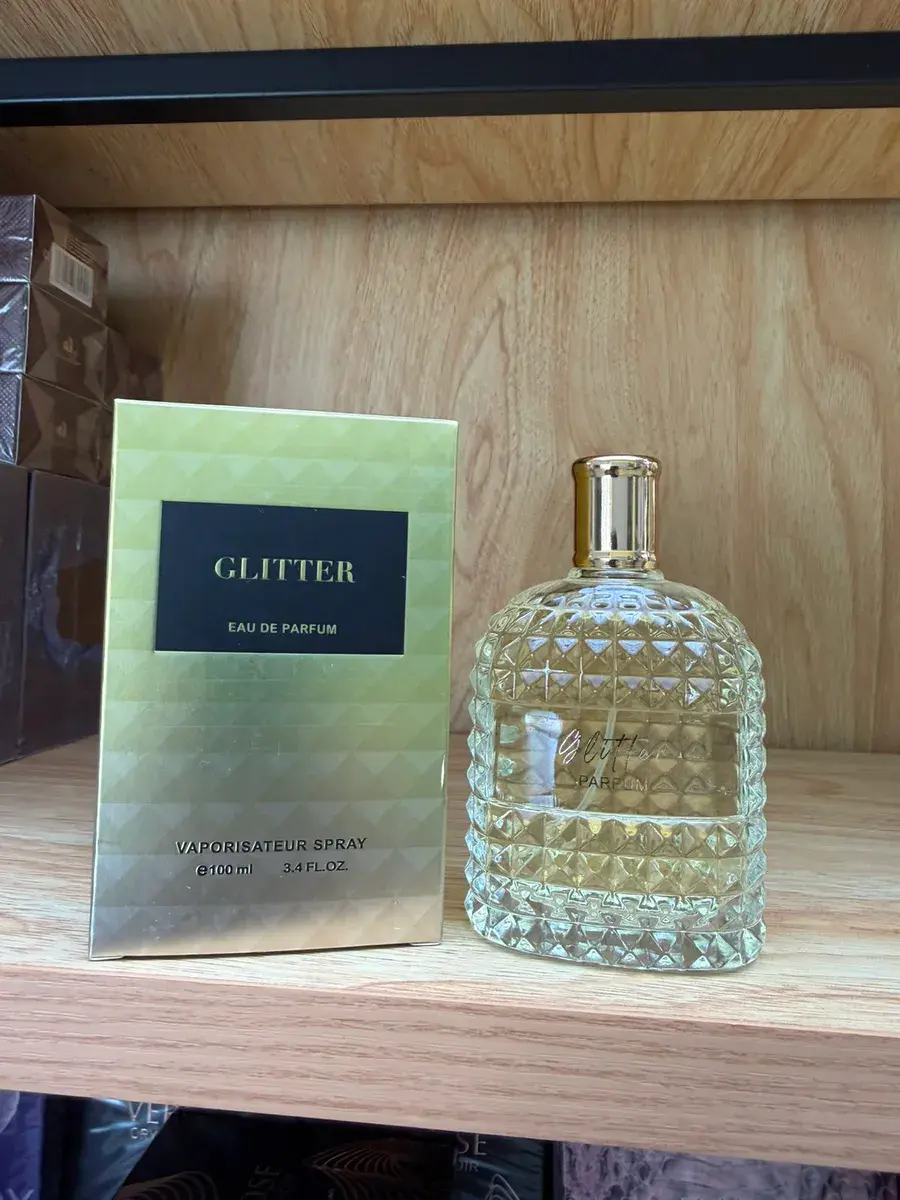 Perfumy Glitter 100ml w eleganckim flakonie z tłoczeniem