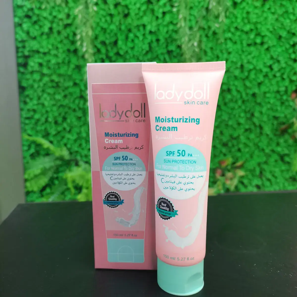 Lady Doll Moisturizing Cream krem nawilżający SPF 50 150ml różowy