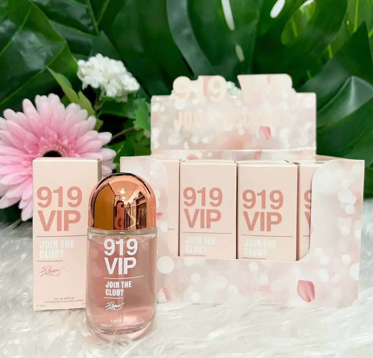 Perfumy 919 VIP Join The Club 30 ml z różowo-złotym flakonem