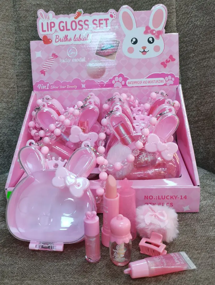 Zestaw kosmetyków dziecięcych różowy z akcesoriami LIP GLOSS SET