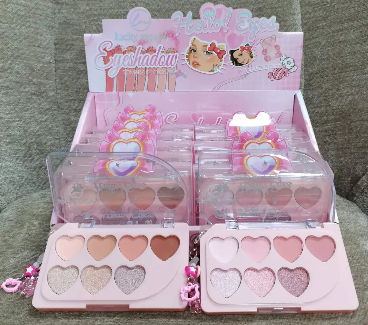 Paleta cieni do powiek Hello! Eyes z różowymi odcieniami i brokatem