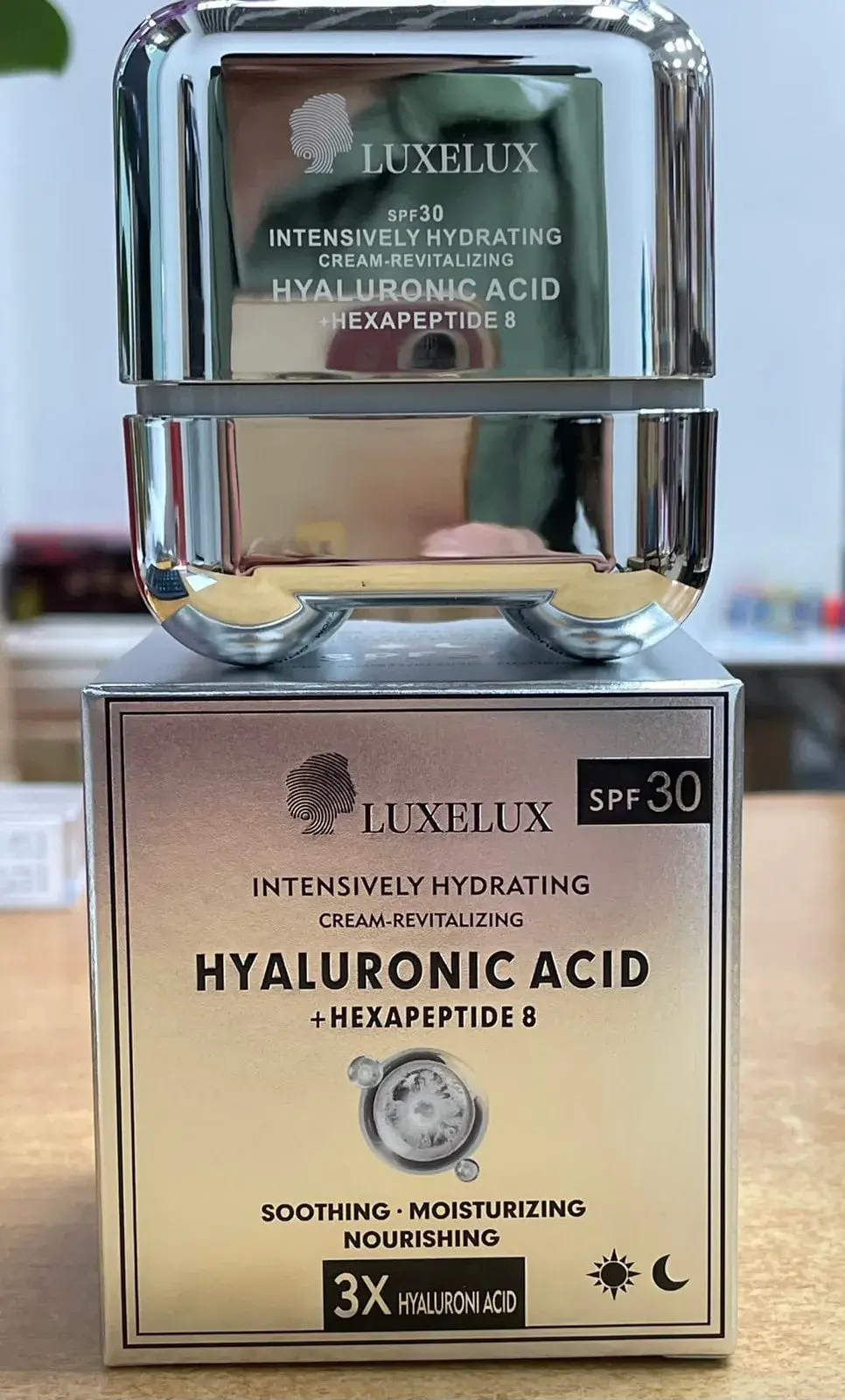 Krem intensywnie nawilżający Luxelux SPF30 50ml
