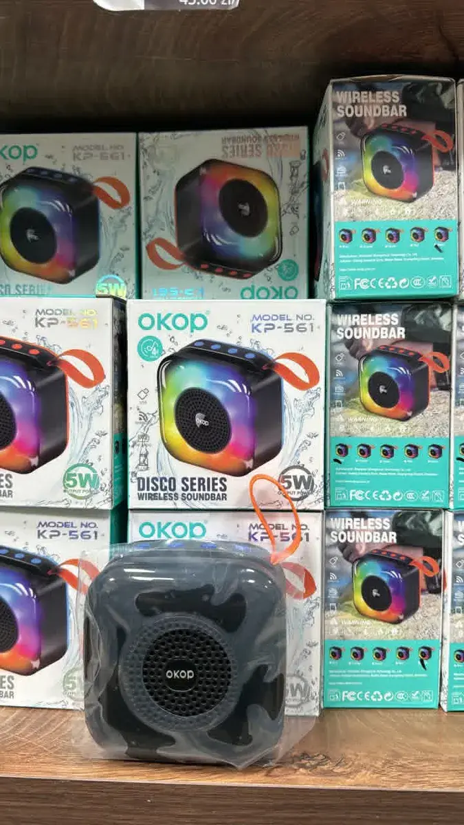 Głośnik bezprzewodowy OKOP KP-561 Disco Series 5W kolorowy