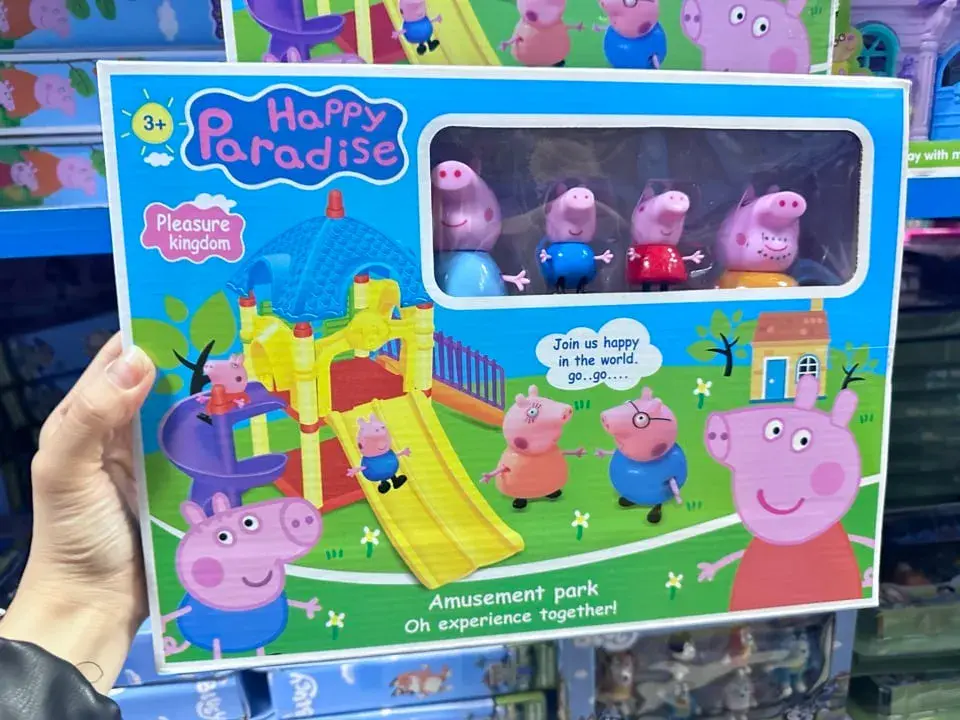 Zestaw Happy Paradise - Figurki Świnki Peppa Plac Zabaw 4 szt.