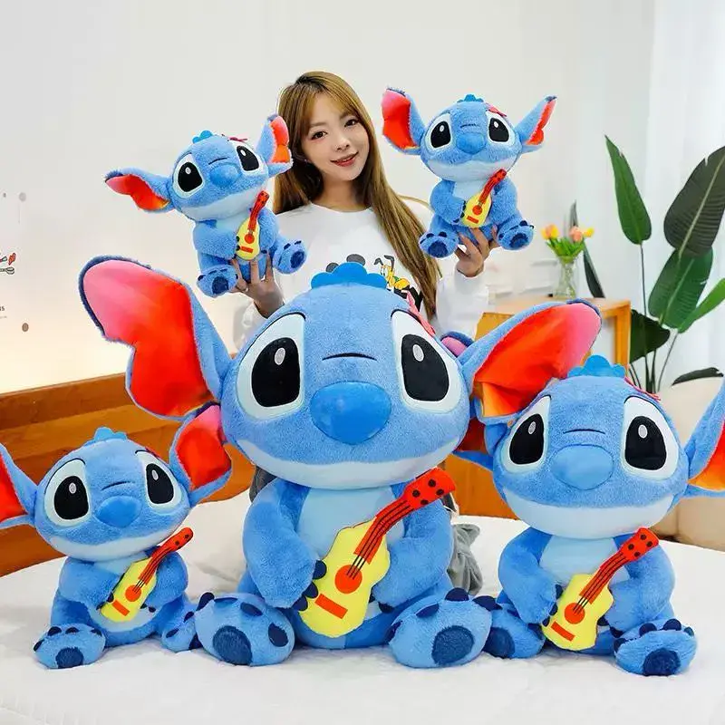 Maskotka Pluszowa Stitch z Gitarą 30cm - Niebieski Pluszak