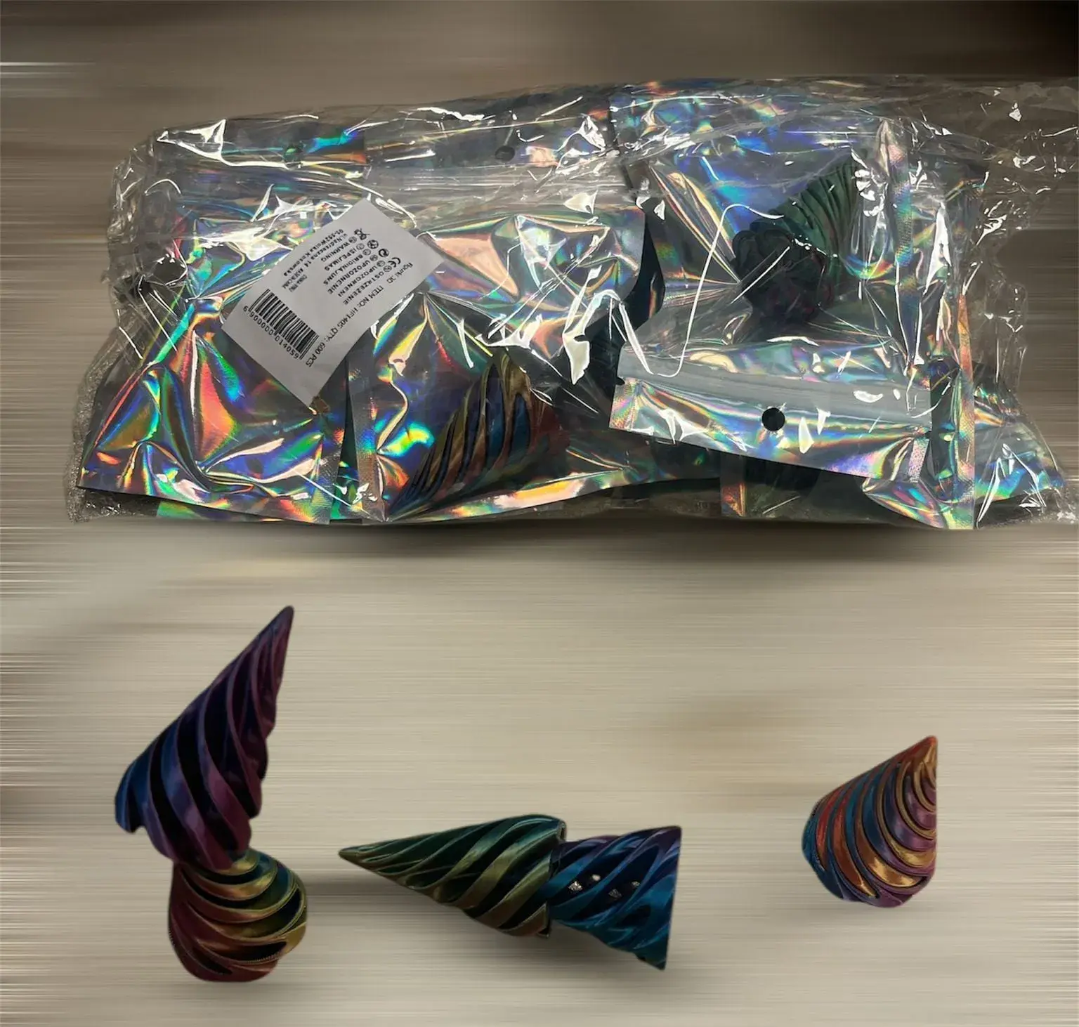 Figurki 3D Spiralne Fidget Opalizujące 12szt