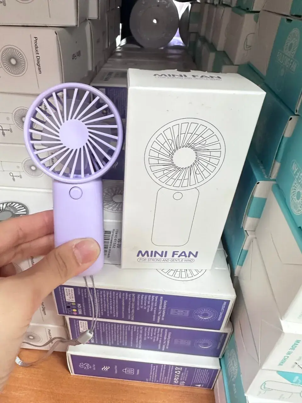 Zabawka Mini Fan Przenośny Wentylator Ręczny Fioletowy 12szt