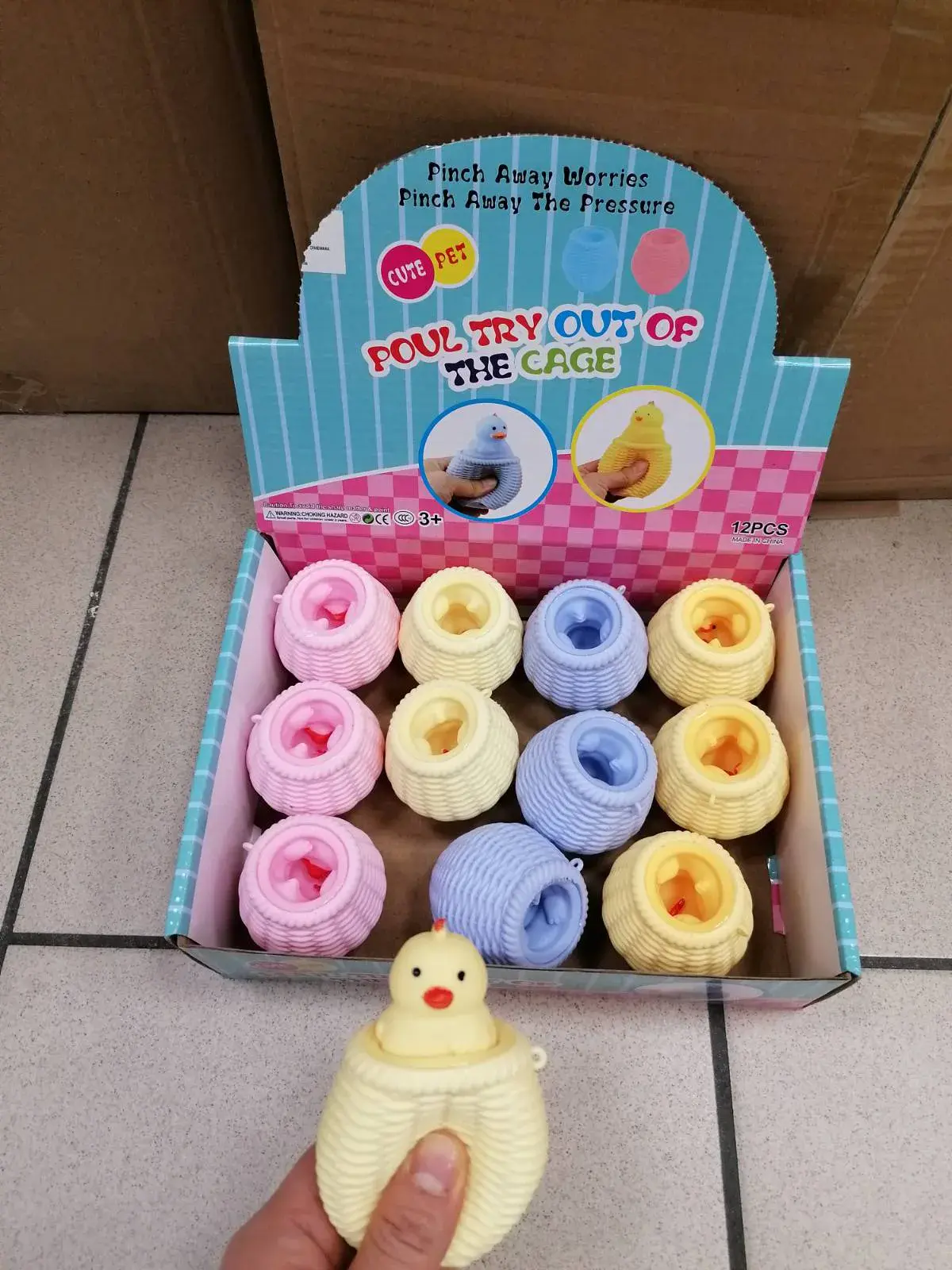 Gniotki Squeeze Toys Kury Antystresowe 12 szt