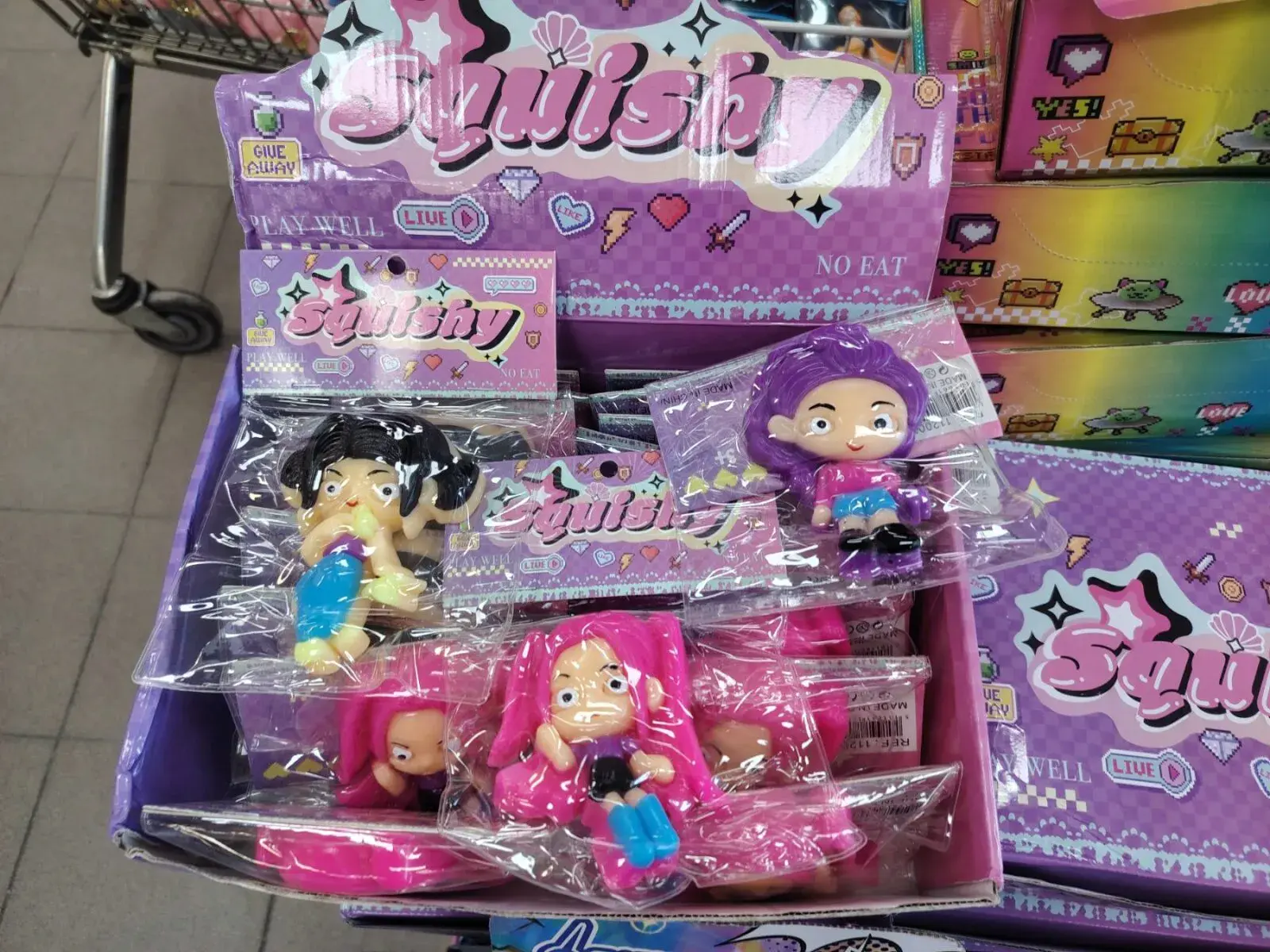 Zabawki Squeeze Squishy Kpop dziewczyny fioletowe/różowe