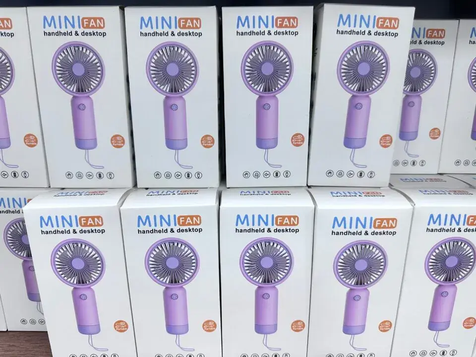 Mini Fan dla Dzieci - Przenośny Wentylator Ręczny i Biurkowy, Fiolet