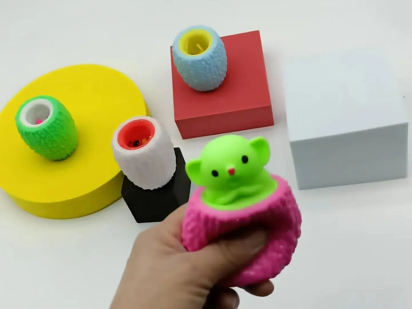 Zabawki Squeeze Toys Gniotki Antystresowe Różne Kolory