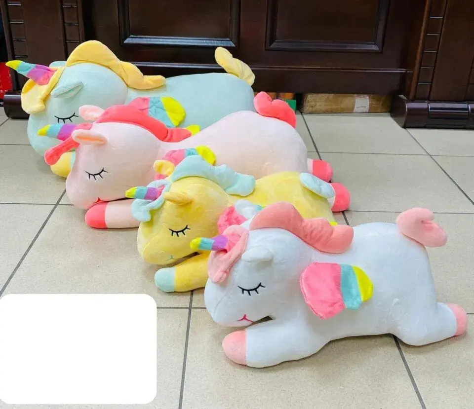 Maskotka Pluszowa Jednorożec Leżący 60cm - Mix Kolorów