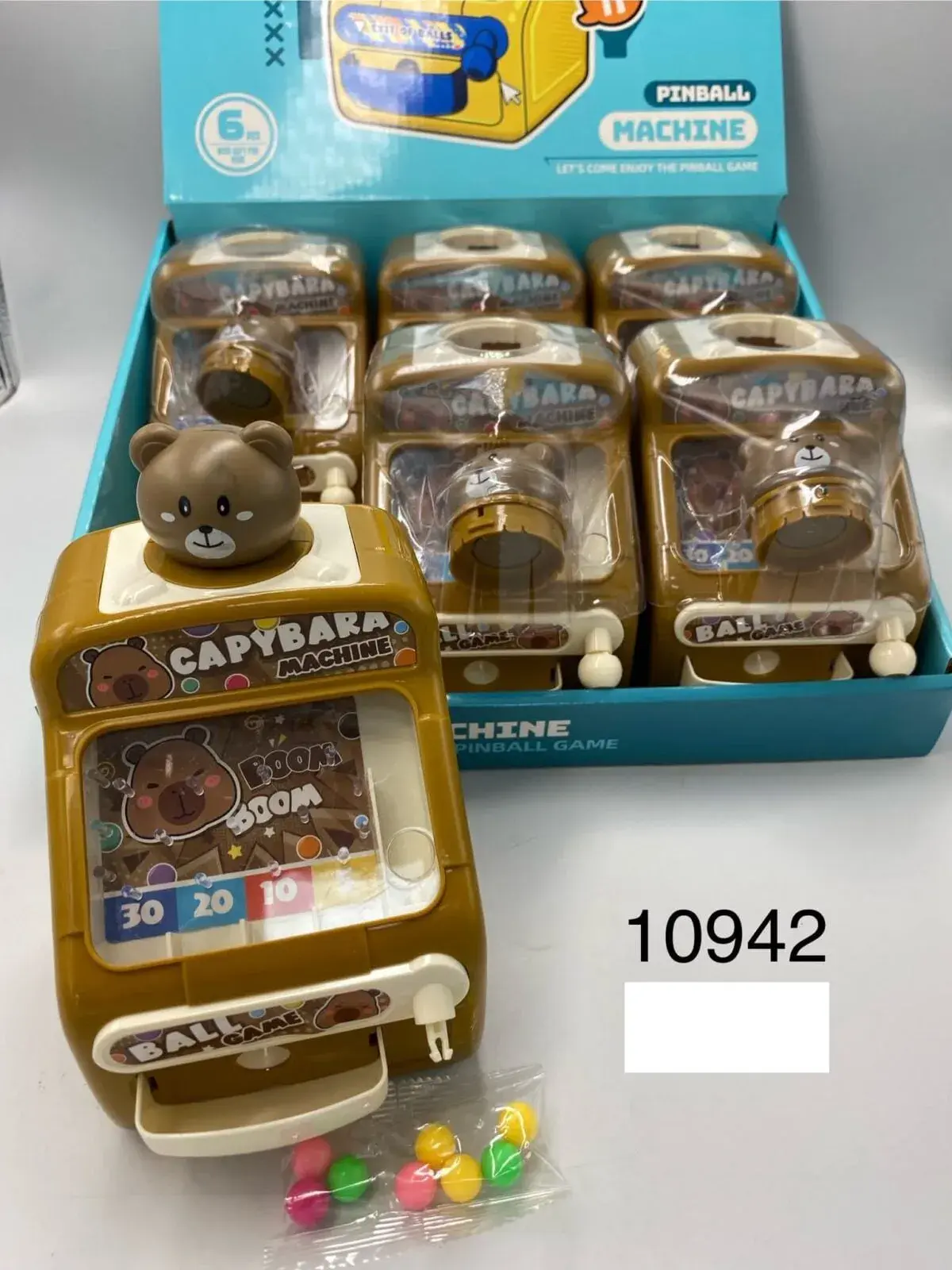 Mini Pinball Capibara Machine z cukierkami