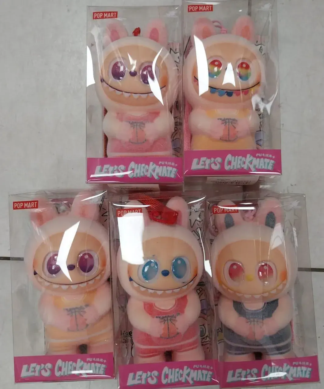 Figurki Labubu Pop Mart Let's Checkmate, 12 szt.