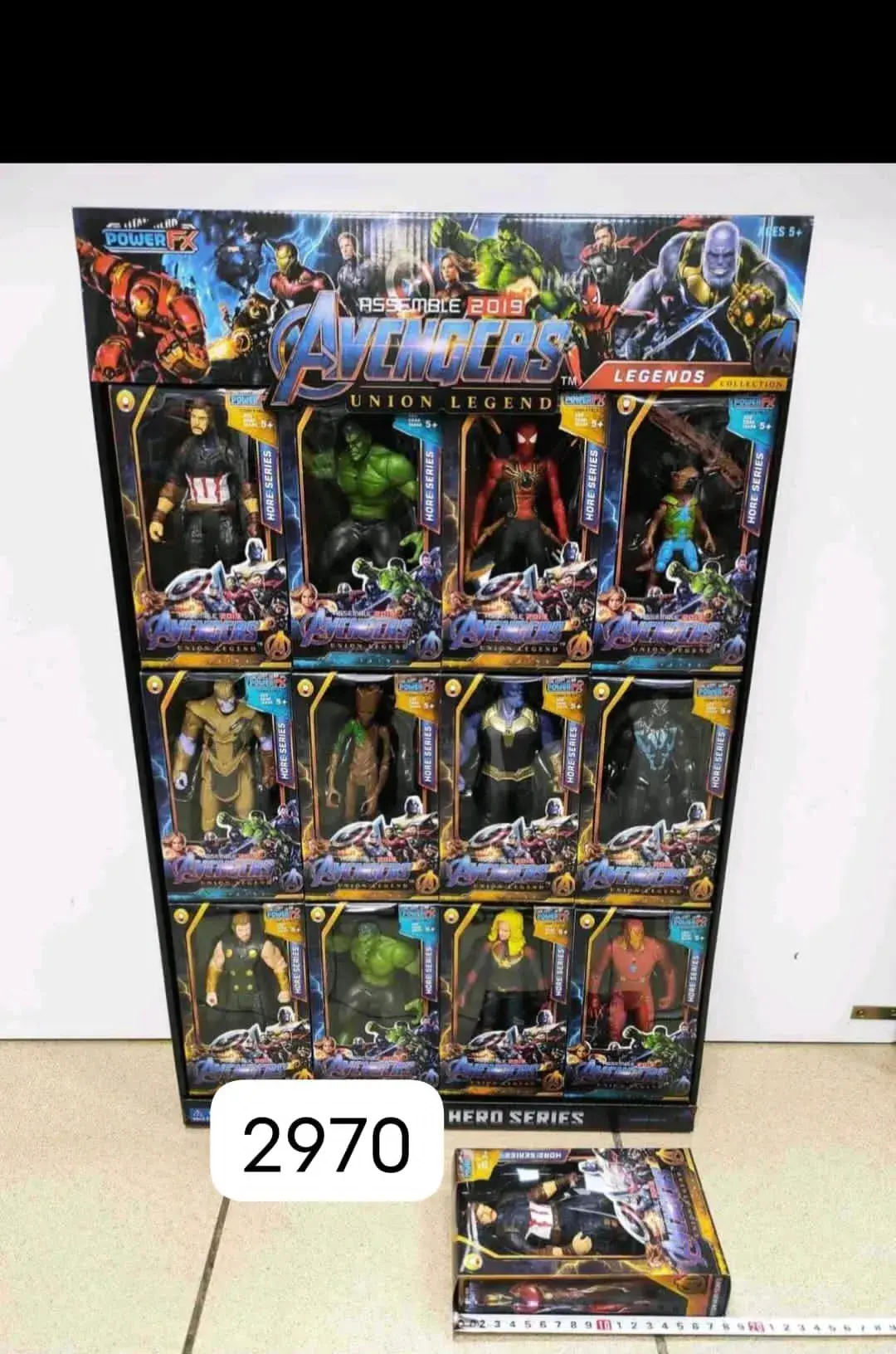 Figurki Avengers Hero Series Legends 12 szt