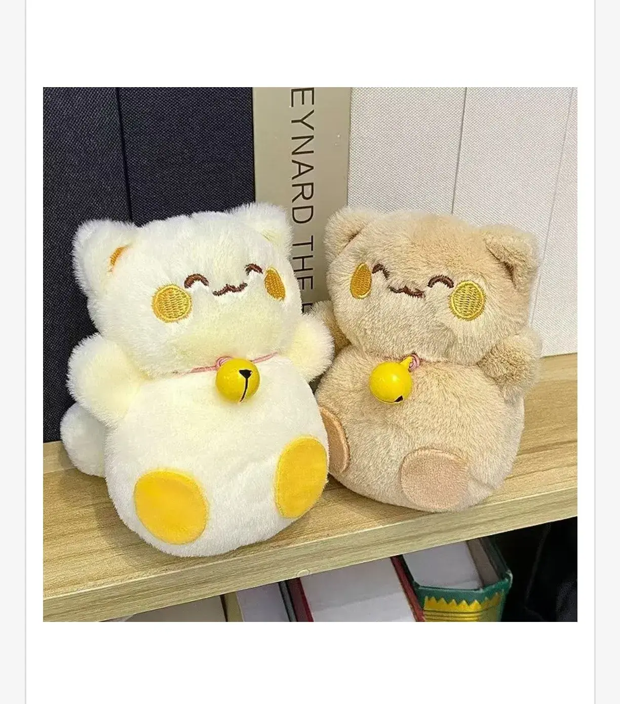 Brelok do Kluczy Pluszowy Kotek Maneki Neko z Dzwoneczkiem, Mix Kolorów