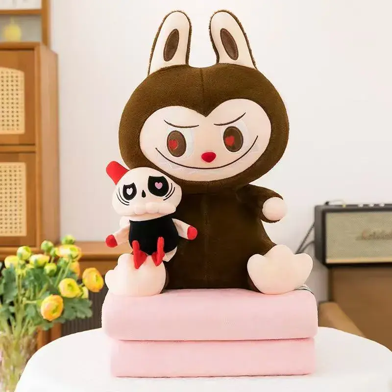 Maskotki Labubu z Kocyk