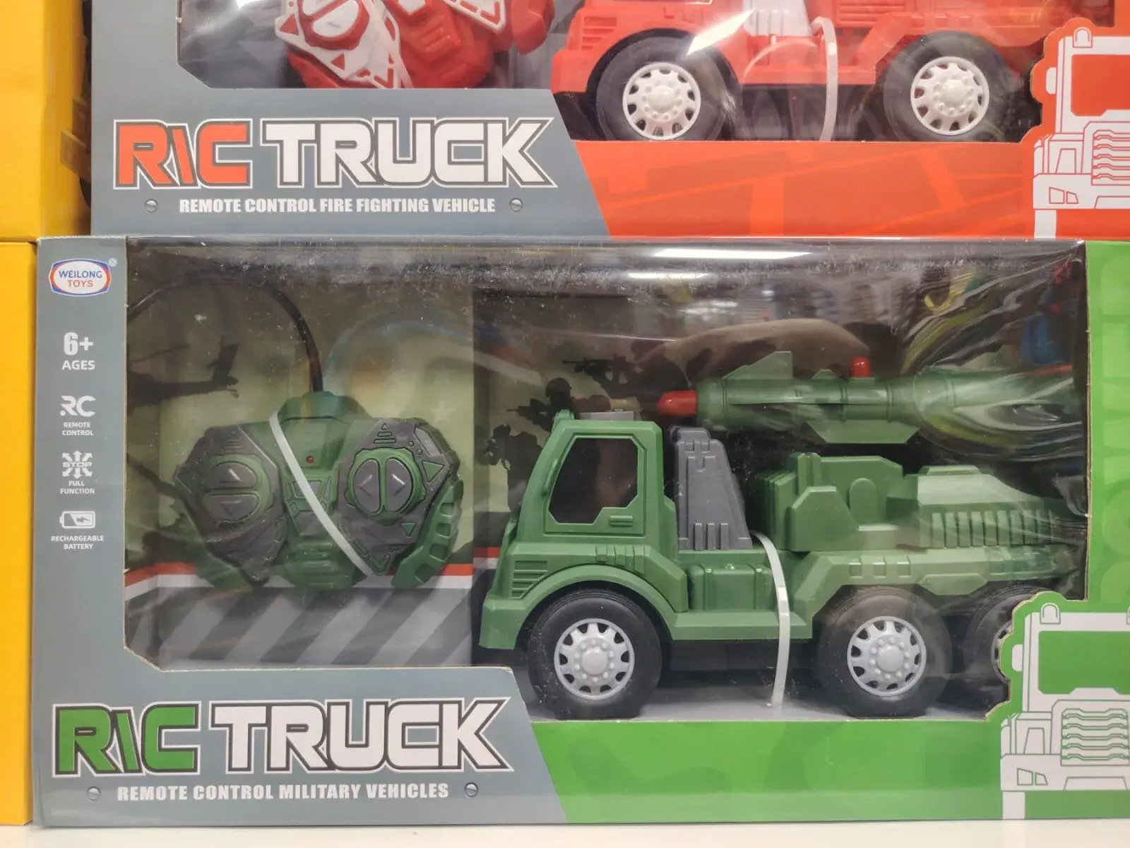 Sterowany RC Military Truck zielony i czerwony