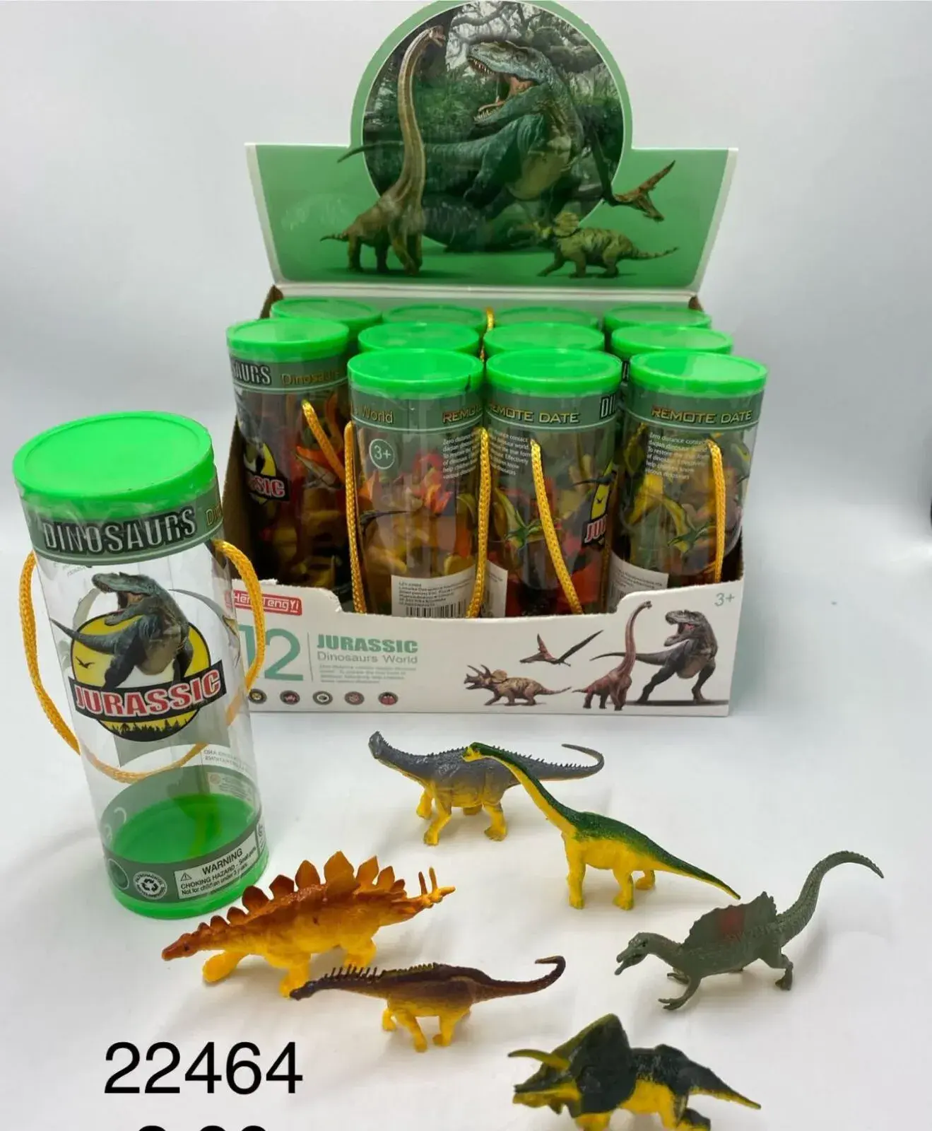 Zestaw figurek dinozaurów w tubie zielonej