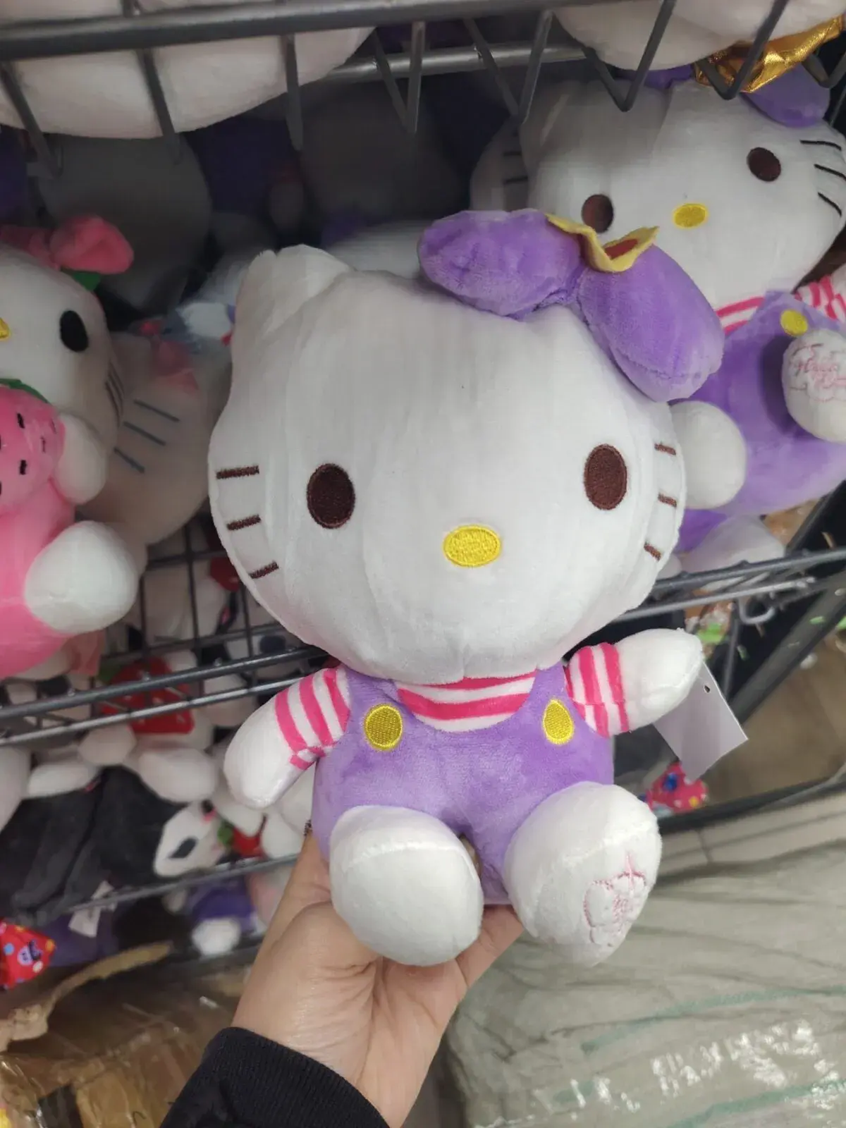 Maskotka Pluszowa Hello Kitty 20cm Fioletowa