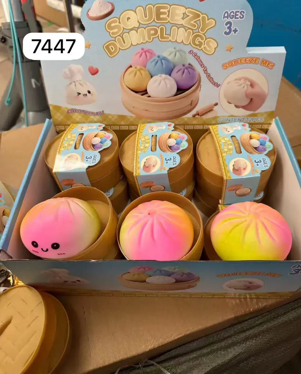 Kolorowe miękkie squishy bułeczki antystresowe 3+