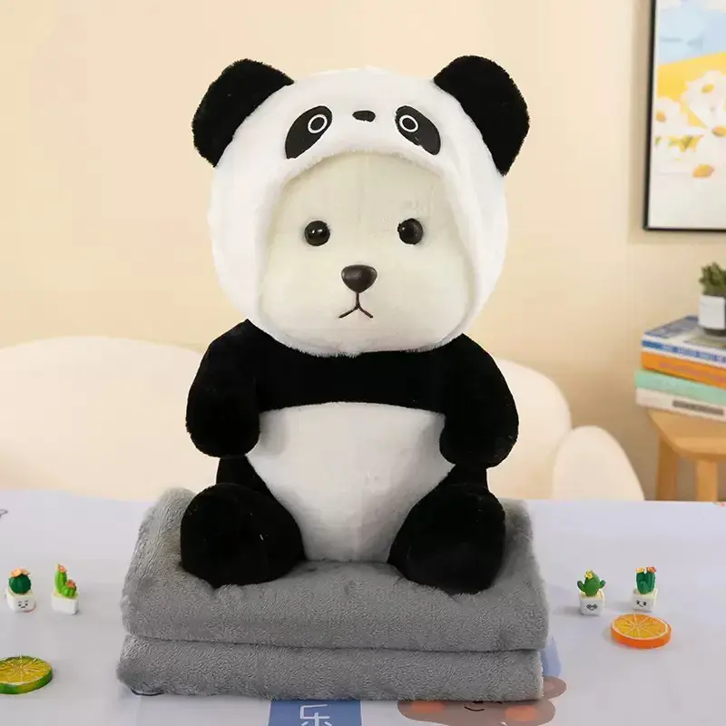 Maskotka panda z kocykiem