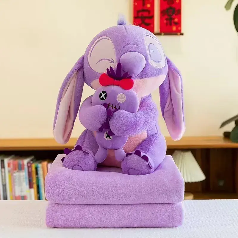 Maskotka Stitch z Kocyk i Lalką