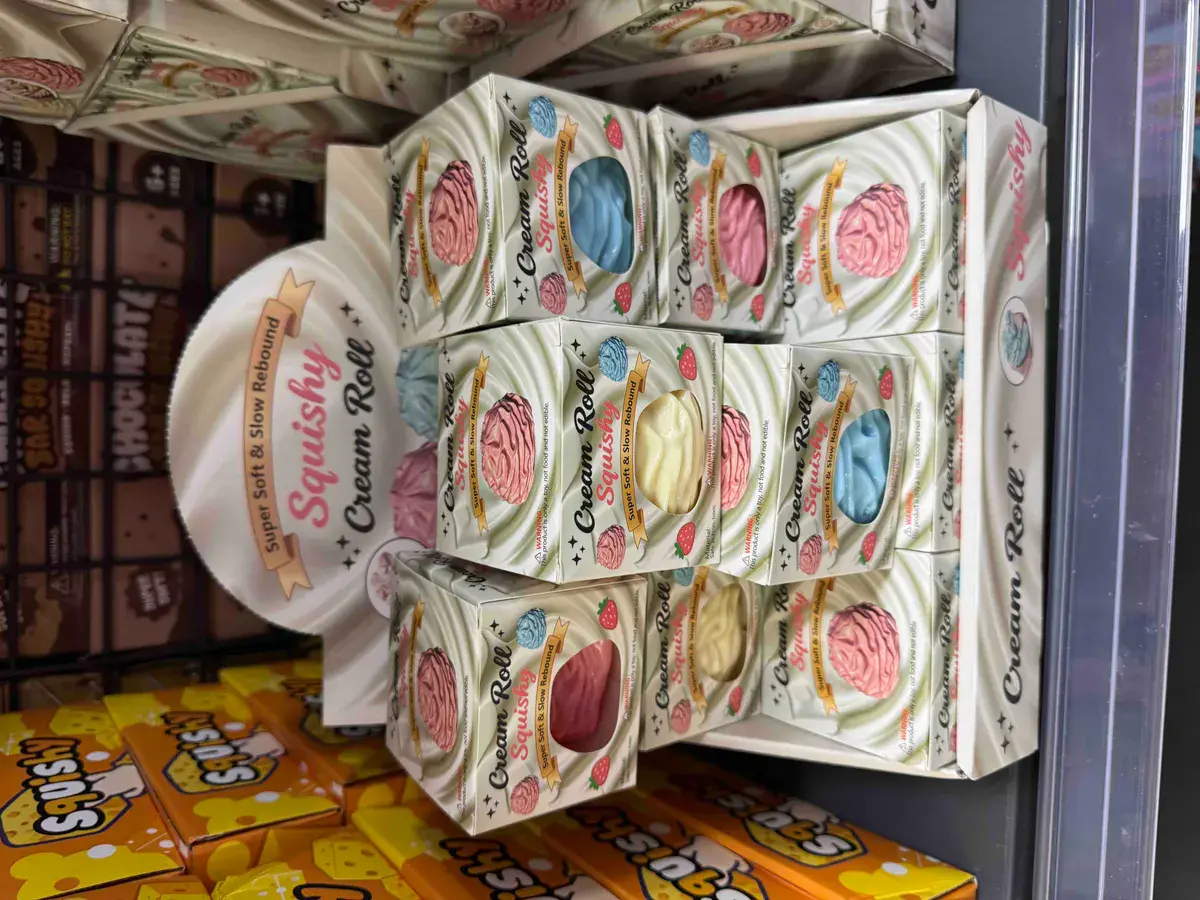 Squishy Cream Roll Super Soft & Slow Rebound mix kolorów