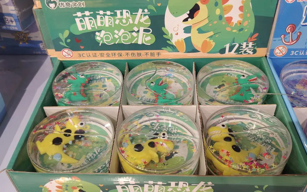 Slime z figurką dinozaura zielono-żółty zestaw 6 sztuk