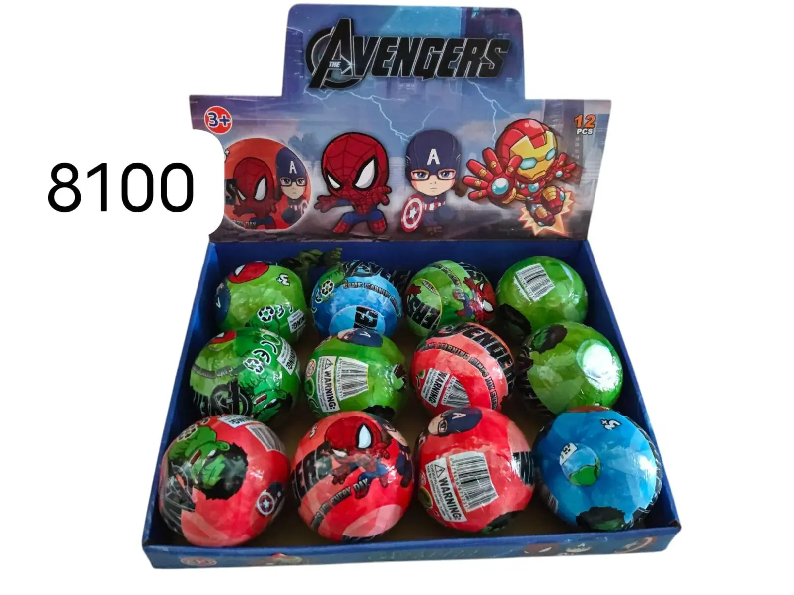 Zabawki Kula Avengers z figurkami - ekspozycja 12 szt