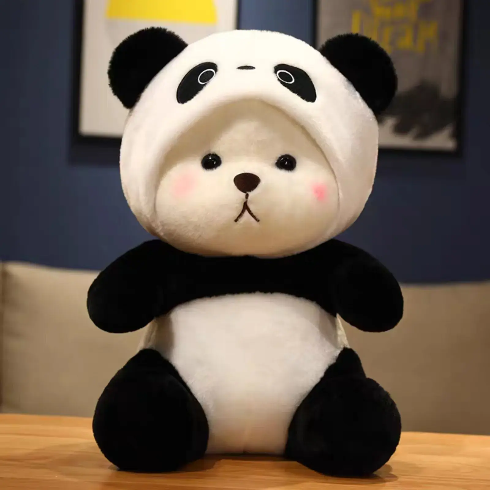 Maskotka panda z kocykiem i kapturem