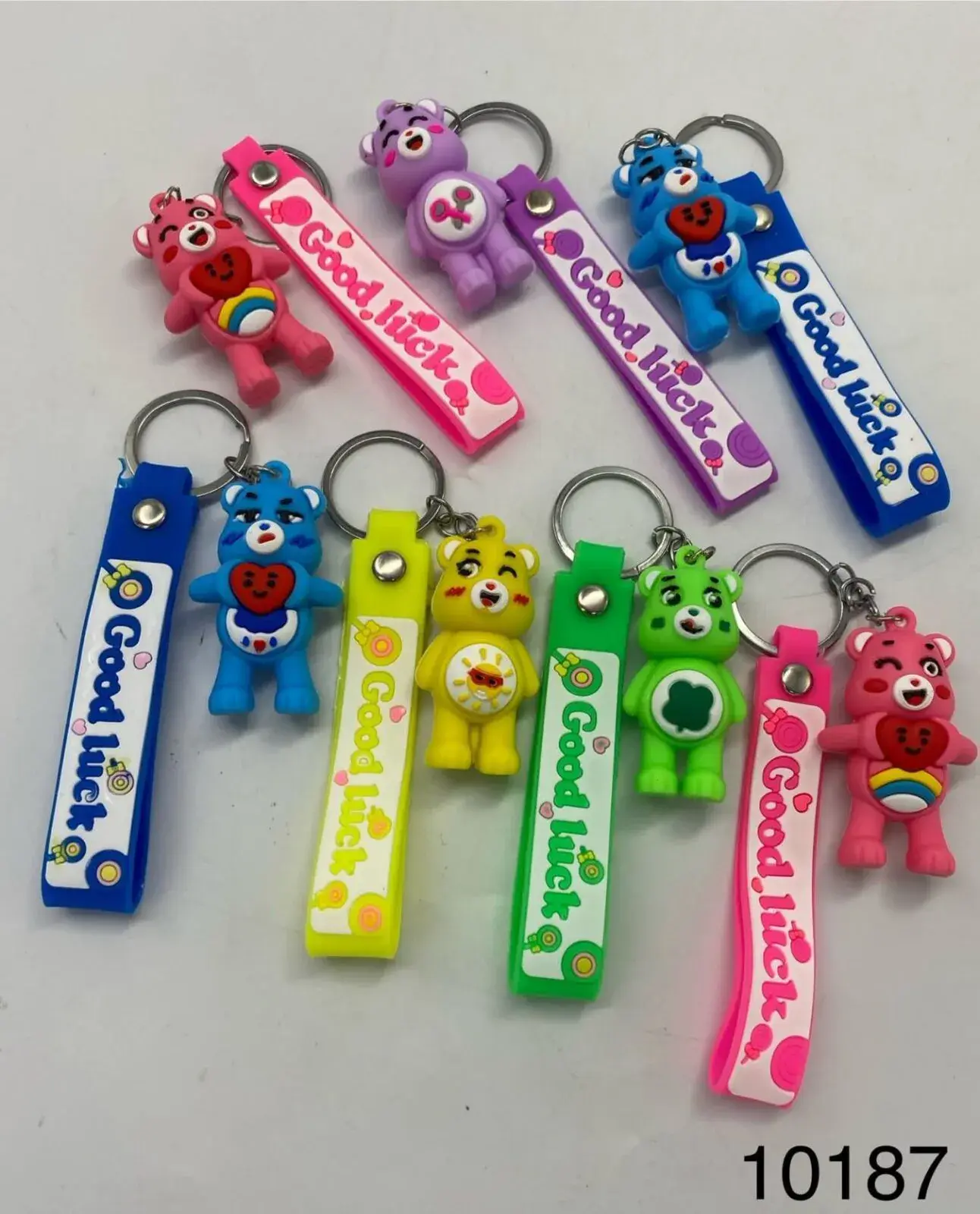 Breloki do kluczy Lucky Charm z misiami w różnych kolorach