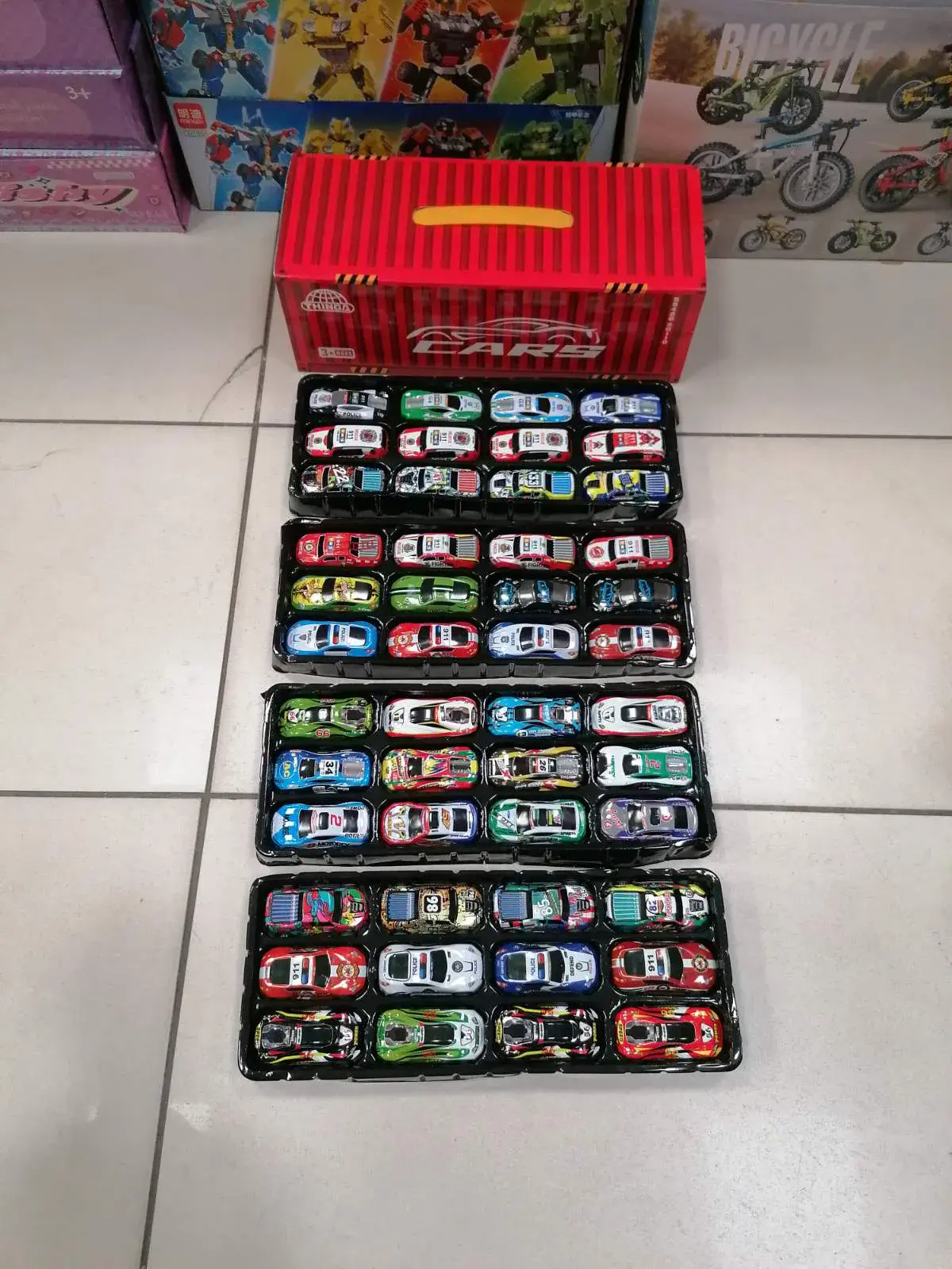 Zabawki Samochody Cars 48PCS w pudełku