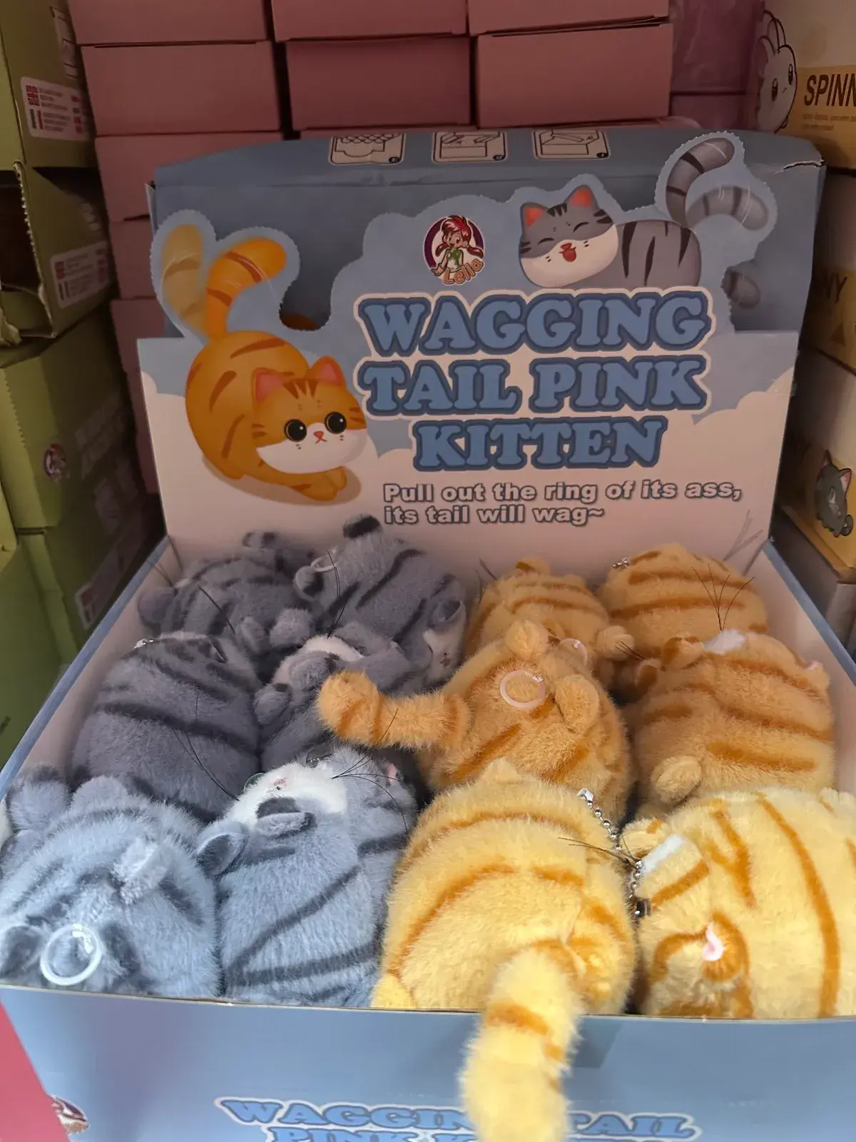 Zabawka Wagging Tail Pink Kitten - machający ogonkiem kociak