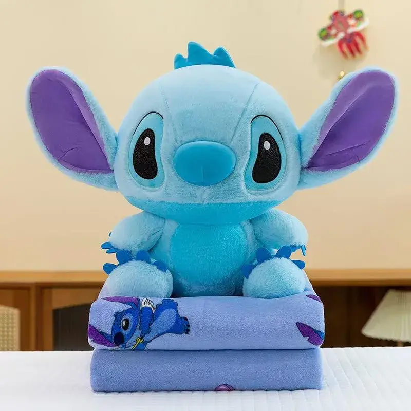 Maskotka Stitch z kocykiem pluszowym niebieska zestaw prezentowy