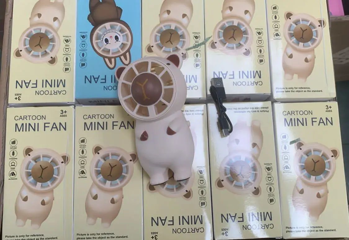Przenośny Mini Wiatrak Cartoon USB dla Dzieci