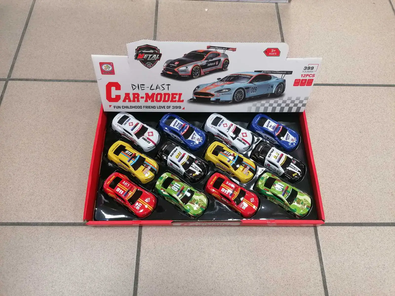 Model samochodu Die Cast Car ZT 1:64, zestaw 12 szt