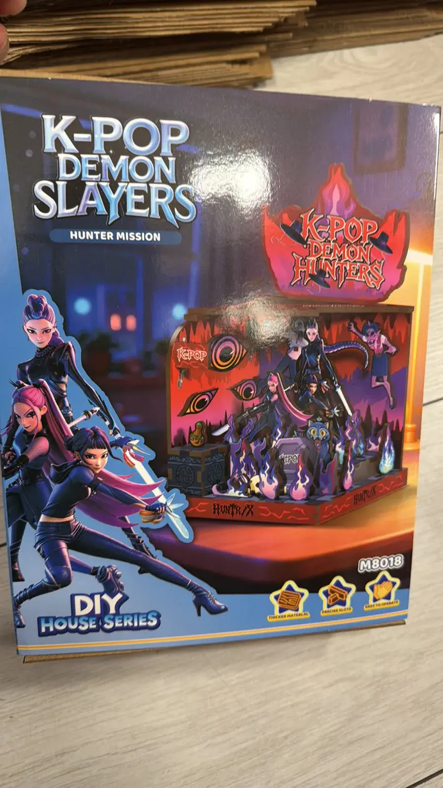 Zestaw klocków K-Pop Demon Slayer Hunter Mission DIY House Series