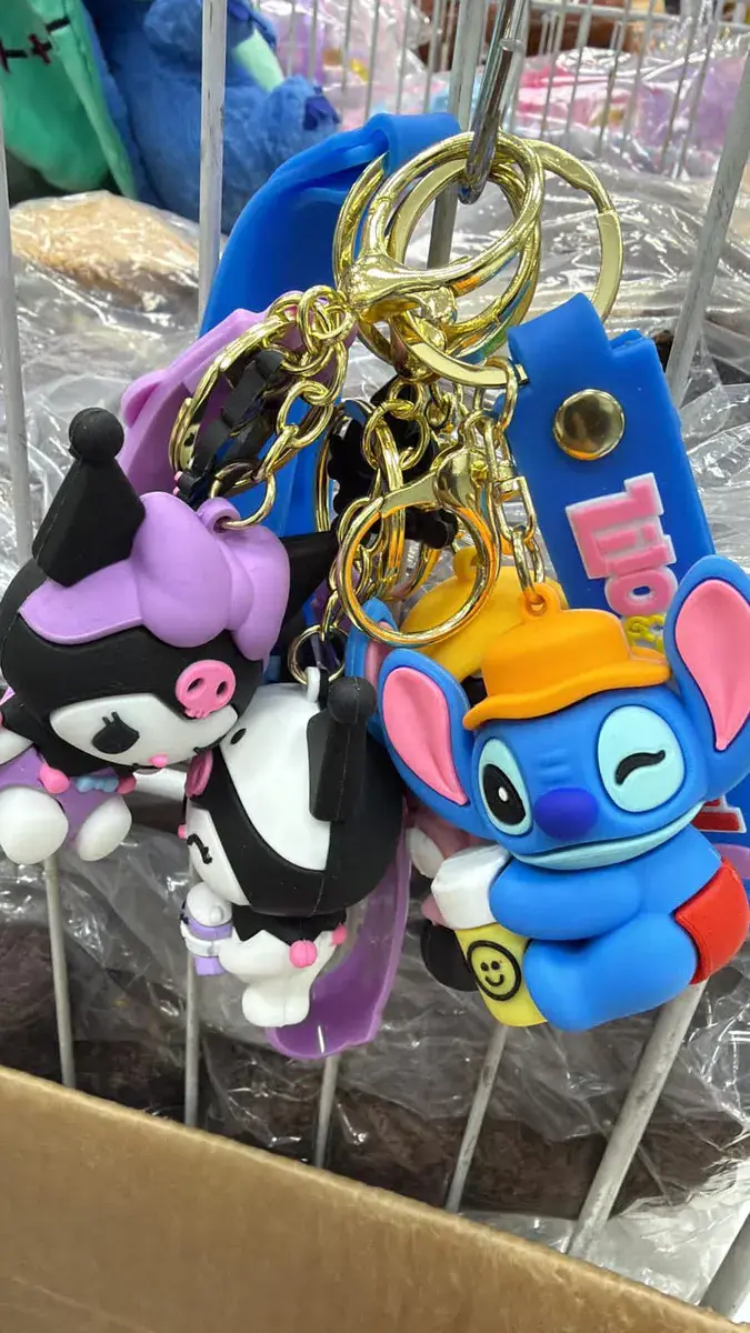 Breloczek Zabawkowy Kuromi Stitch PVC Wielokolorowy z zawieszką