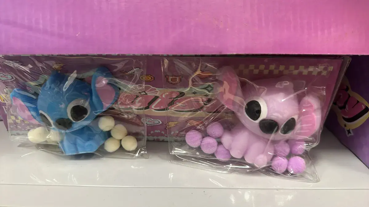 Maskotki Stitch Lilo granatowy i różowy z pomponami