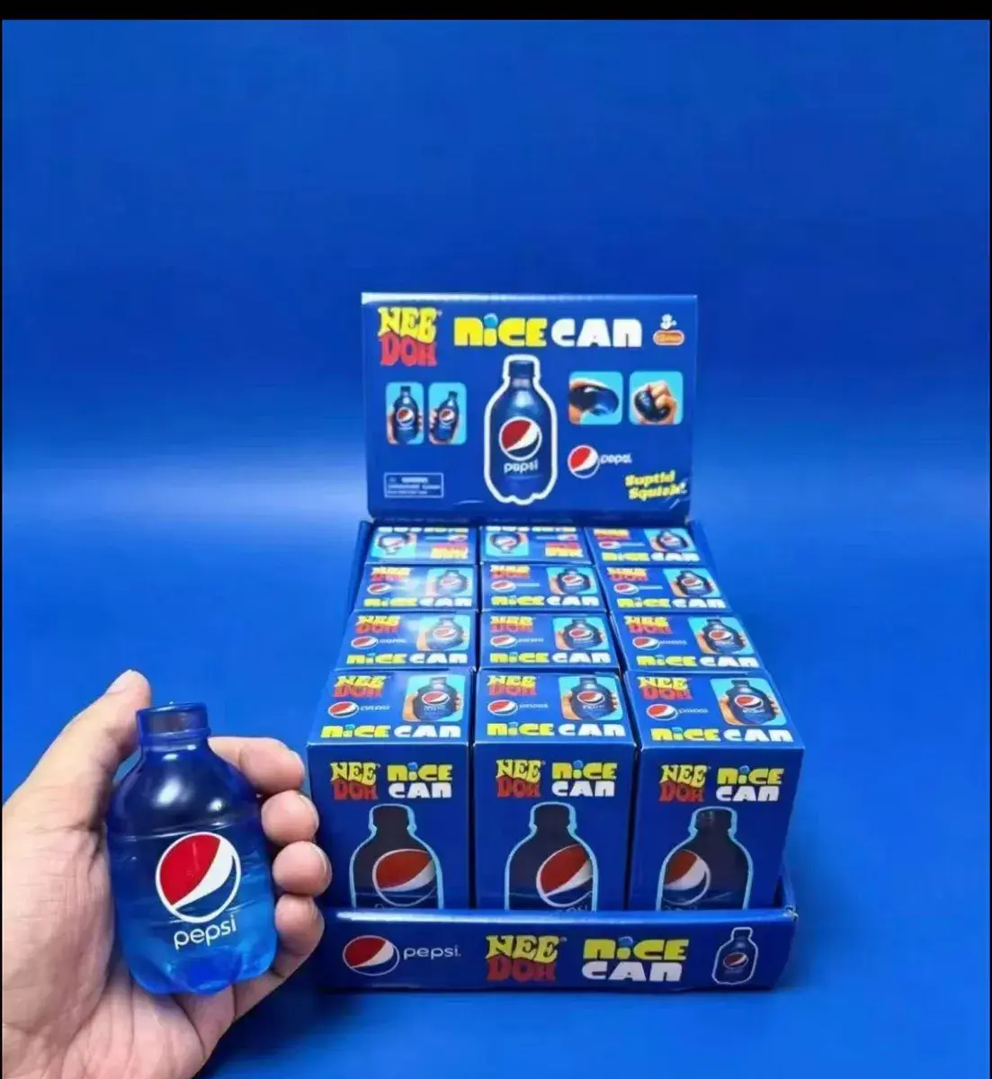 Niebieska masa plastyczna Nice Can Pepsi 12 sztuk w opakowaniu