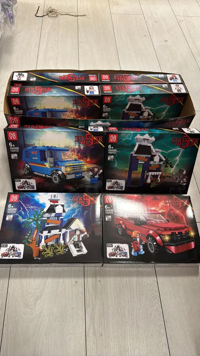 Zestaw klocków konstrukcyjnych Stranger Things 153 pcs