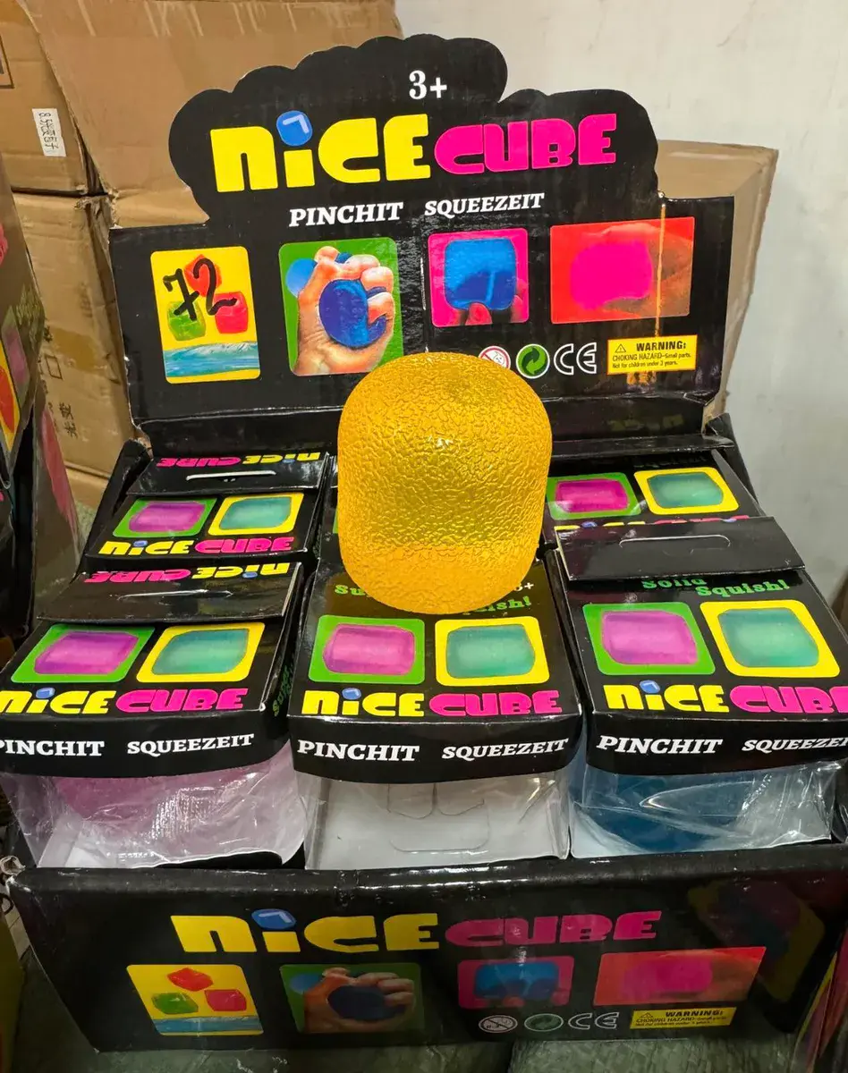 Nice Cube Żółty Antystresowy 3+ Pinchit Squeezeit
