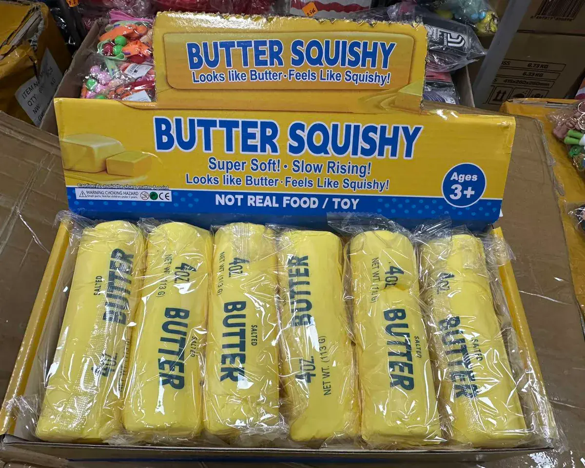 Butter Squishy miękka zabawka imitująca kostkę masła 40g