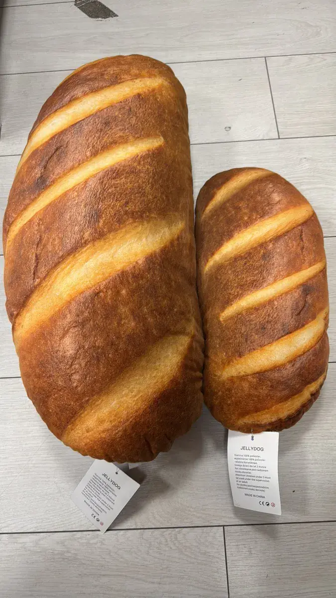 Pluszak Chleb Baguette JELLYDOG 60cm realistyczna maskotka