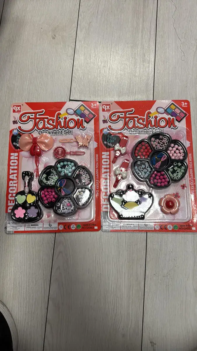 Zestaw ozdób Fashion z koralikami i akcesoriami do dekoracji