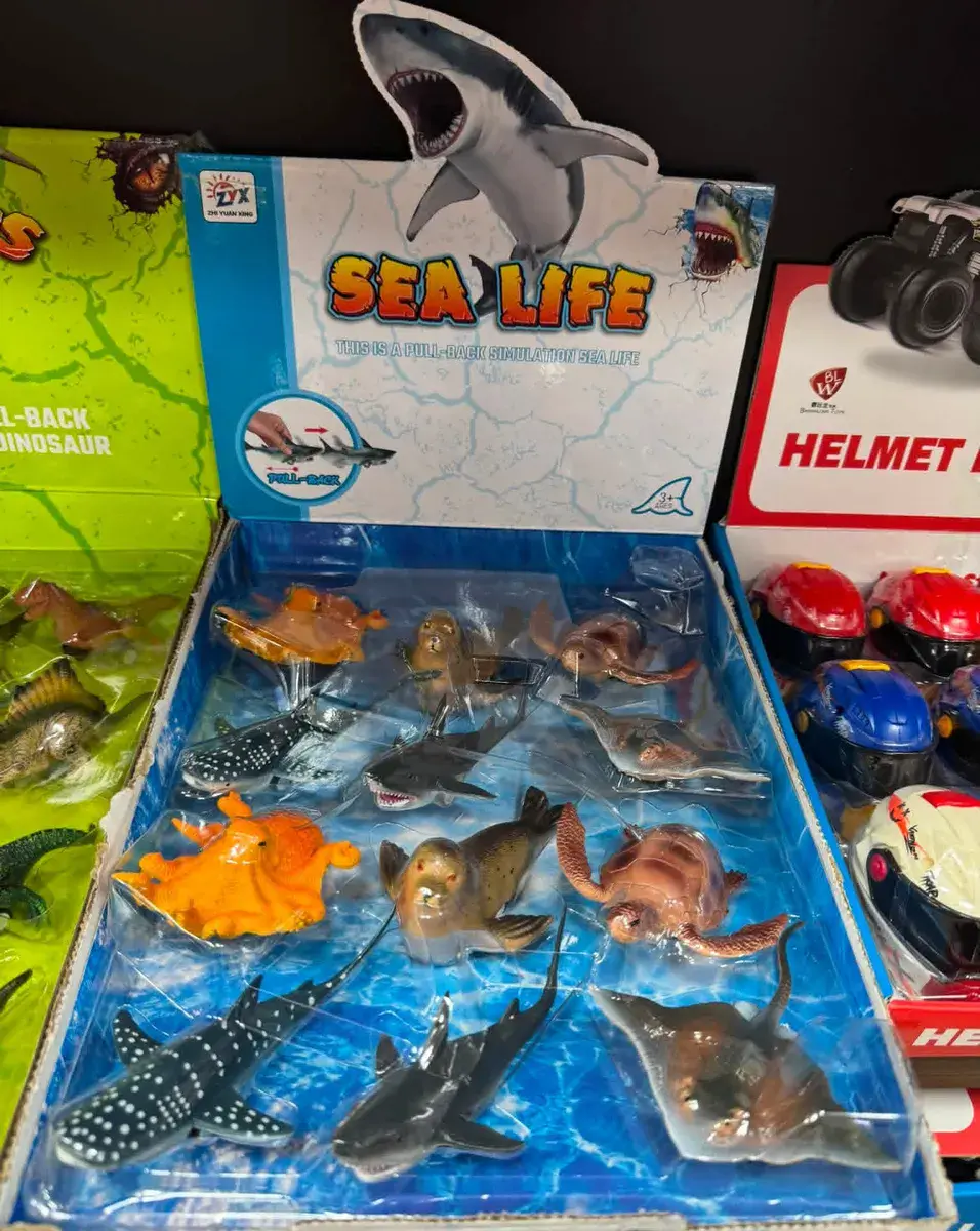 Zestaw figurek morskich zwierząt Sea Life z napędem pull-back
