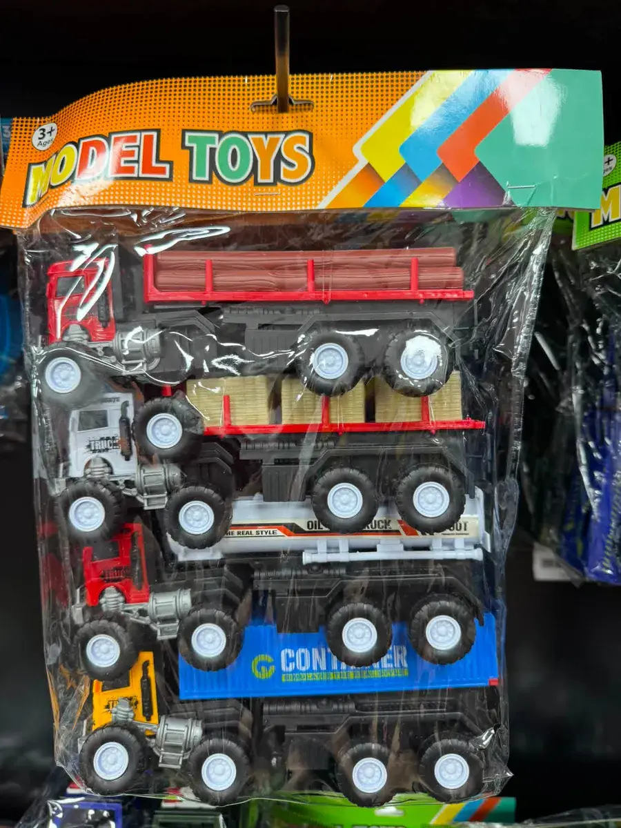Model Toys Zestaw 5 Ciężarówek Transportowych Kolorowych
